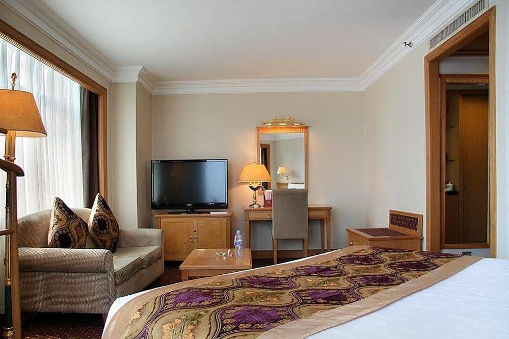 Changsha Sun Shine Hotel Buitenkant foto